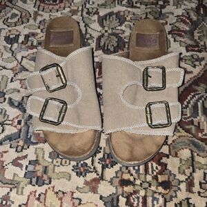 Women's Tan Sandals with Buckle Straps